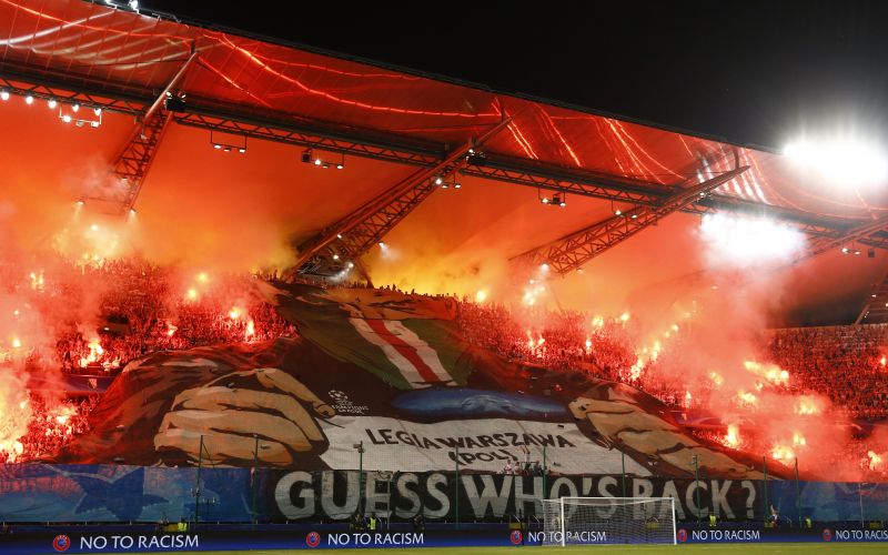 legia fans.jpg