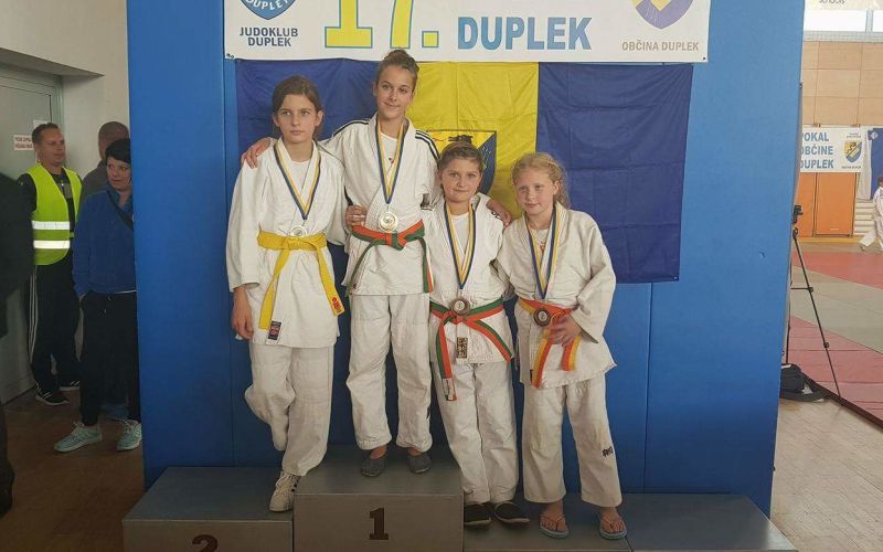 _vanessa_duplek_2017_1__1_.jpg