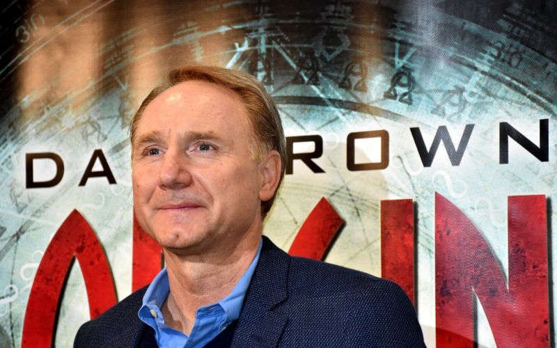 Dan Brown.jpg