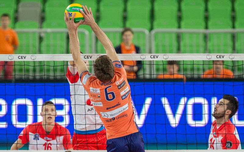 ach volley 2.jpg