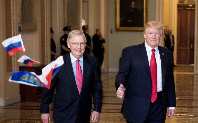 donald trump, ruske zastave.jpg