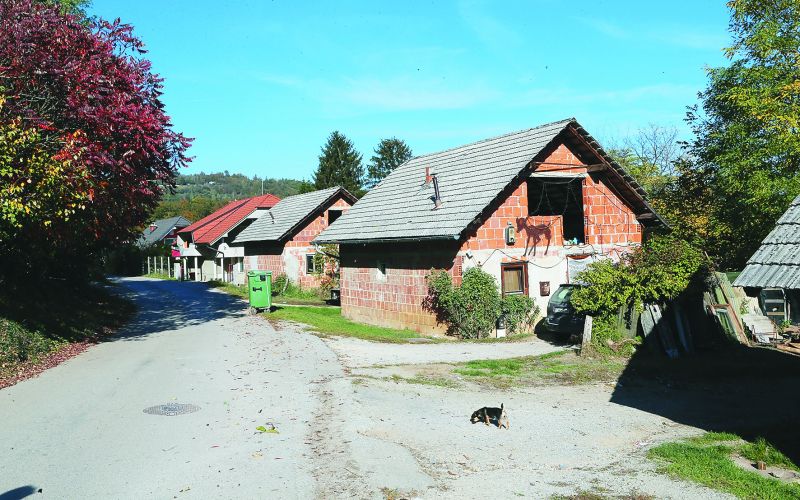 Romsko naselje Žabjak - Brezje