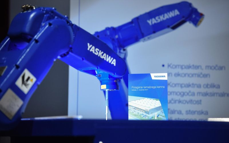 yaskawa, robot.jpg