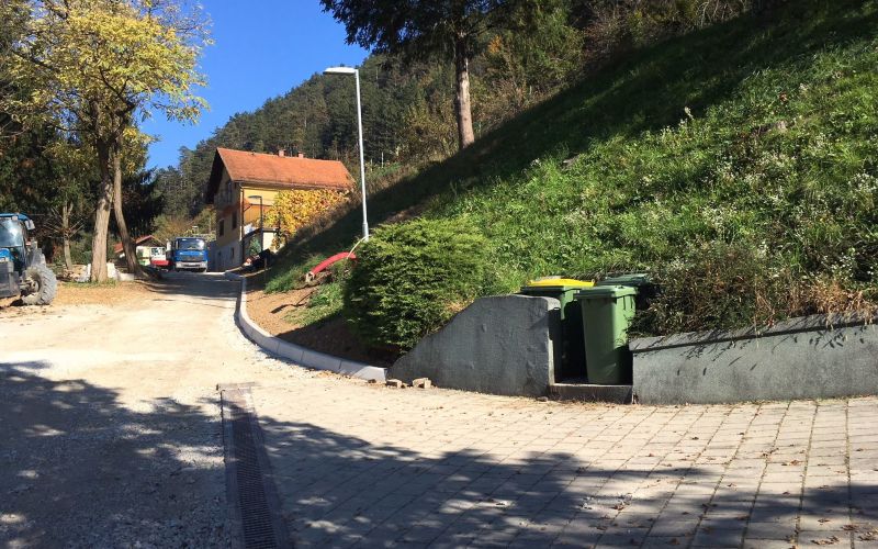 Laško - pot na grad.jpg