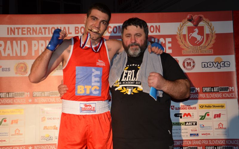 Gregor Škrjanec, Mladen Frljić