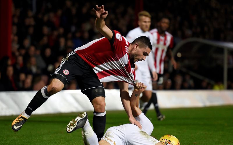 Neal Maupay re.jpg