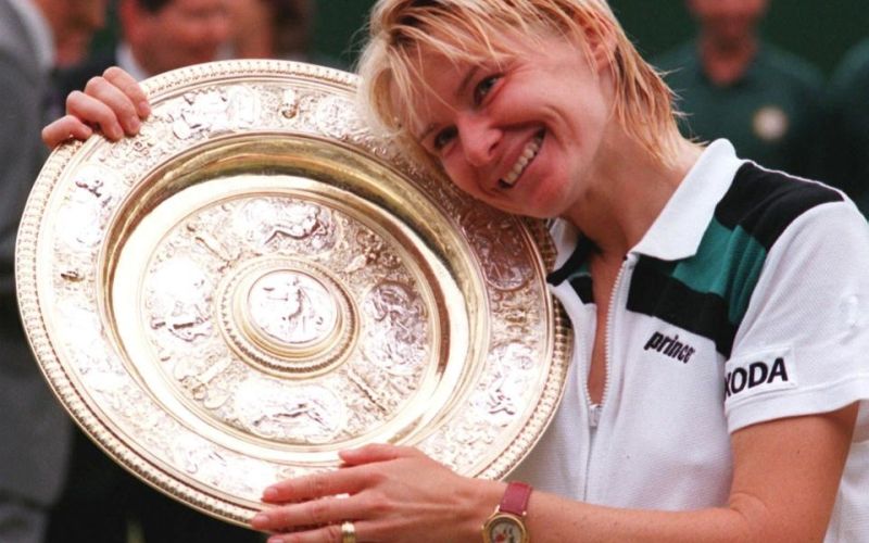 novotna.jpg