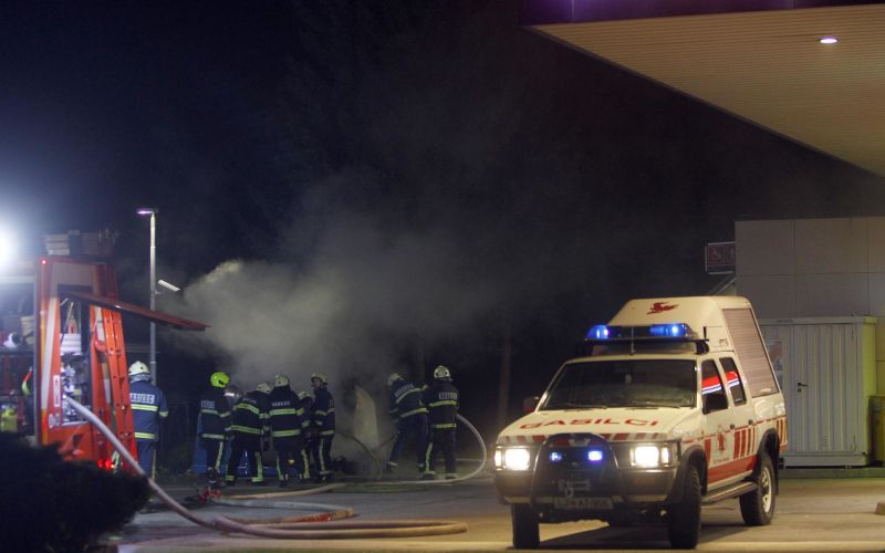 zabojnik, petrol, medvode1.jpg