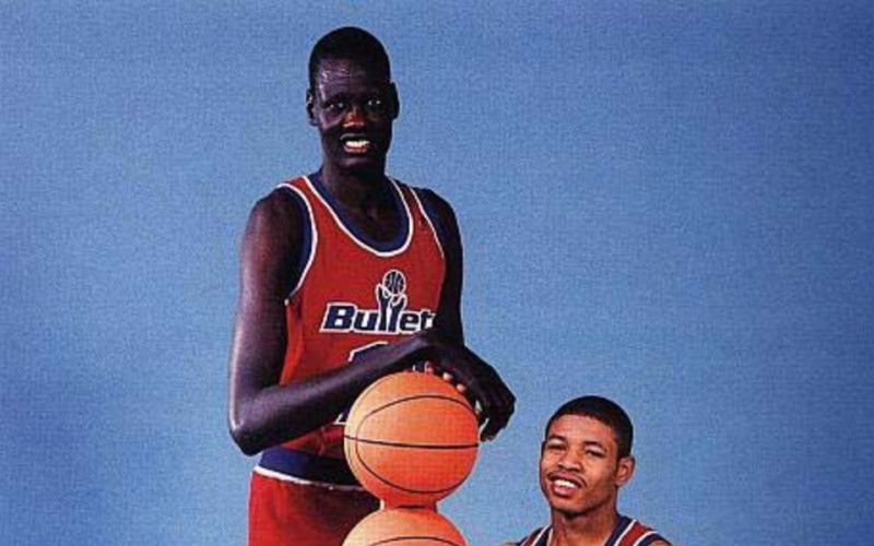 manute bol.jpg