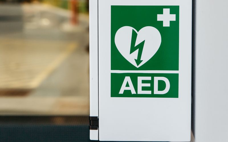 DEFIBRILATOR HOFER KRŠKO BREŽICE