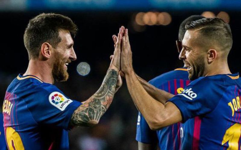 messi-alba.jpg