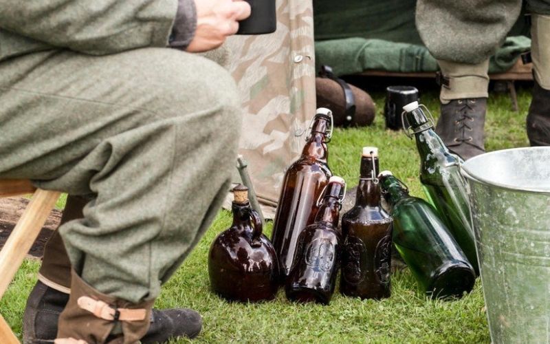 vojaki, alkohol, pivo, pijani