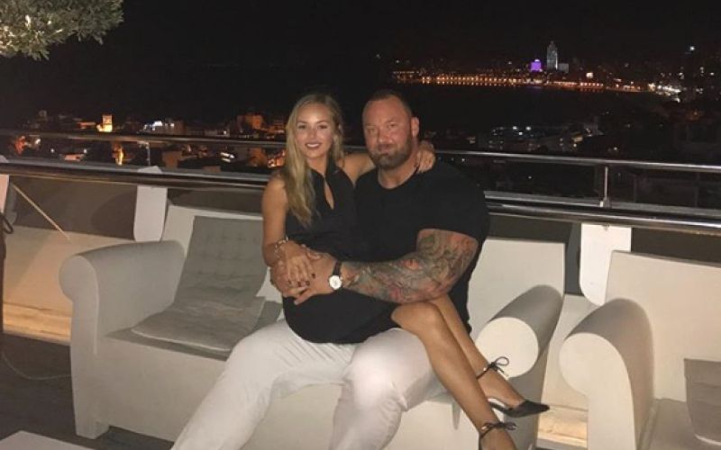 Hafthor Julius Bjornsson, Kelsey Henson.png