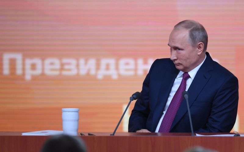 Vladimir Putin, novinarska konferenca.jpg