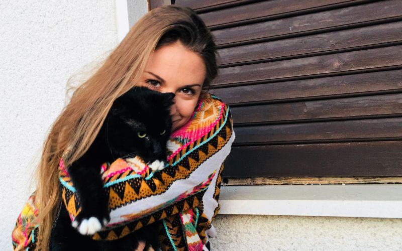 Tara Zupančič - Coco