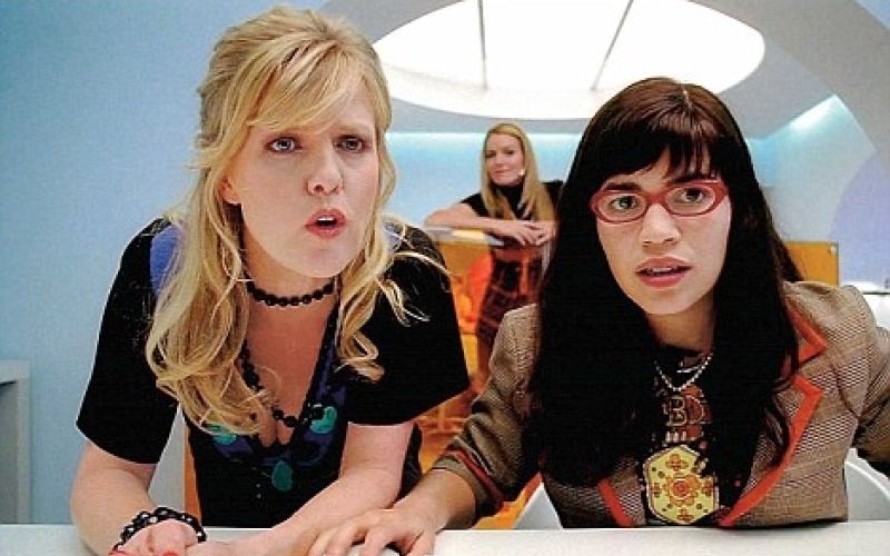 Ashley Jensen 3.jpg