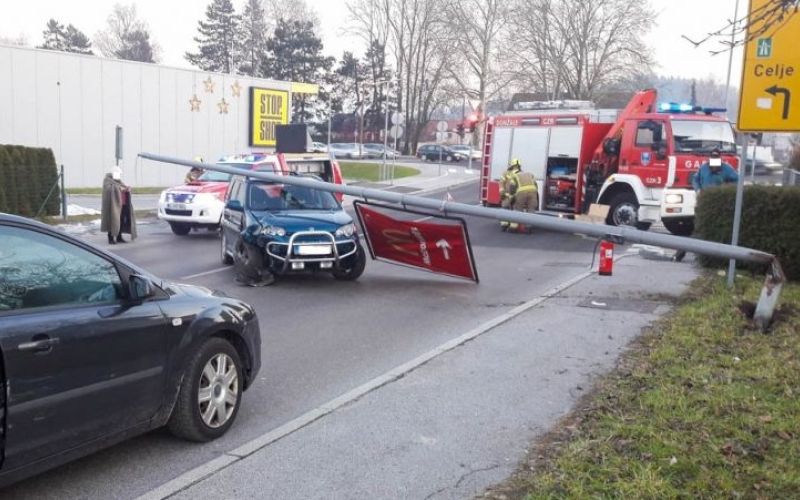 prometna nesreca, drog za razsvetljavo, domzale