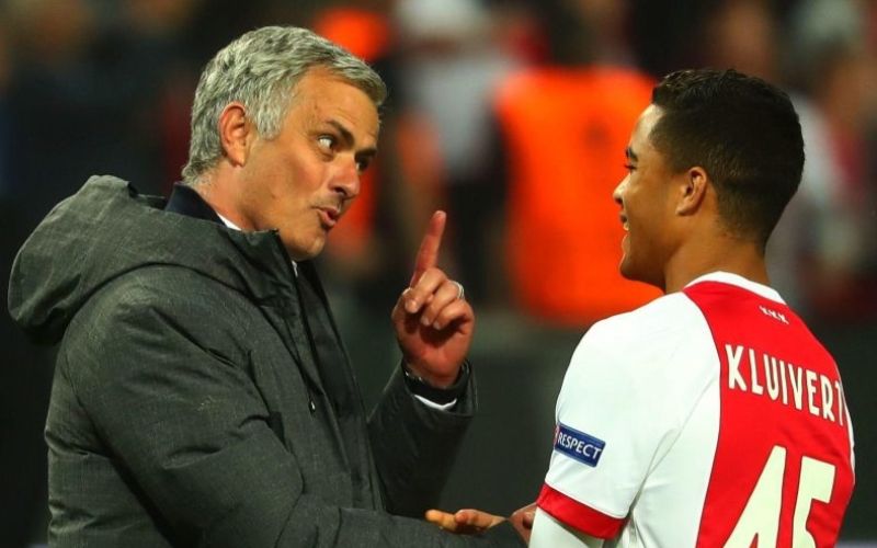 mourinho kluivert.jpg