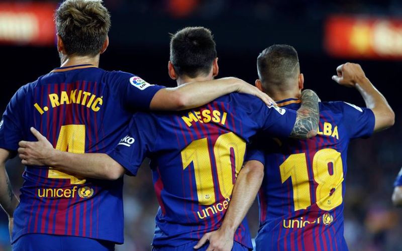 rakitic-messi.png