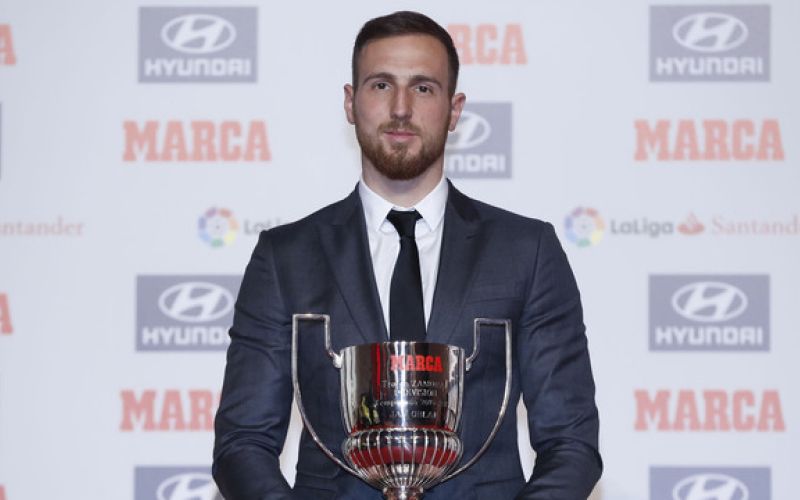 oblak.jpg