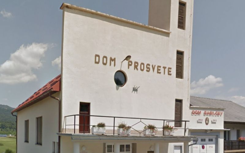 Vrhovo , Dom prosvete.png
