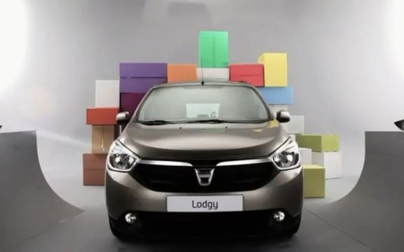 Razkrita dacia lodgy