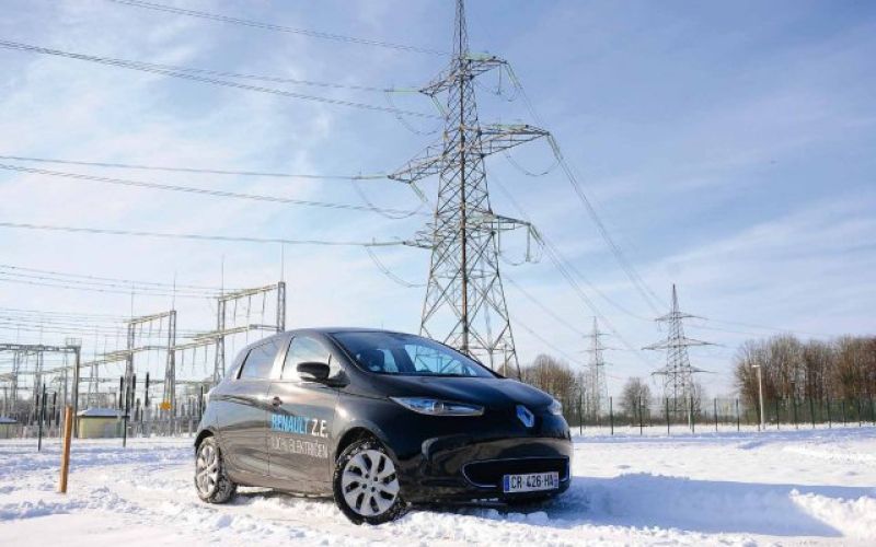 PREIZKUSILI SMO: Renault zoe