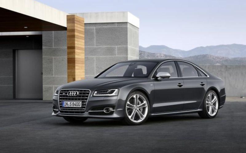 Audi predstavil A8 in S8