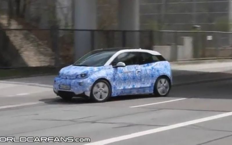 Ujet BMW i3 na videu