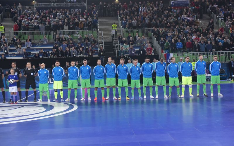 slovenija futsal.jpg