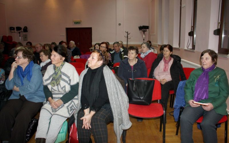 img_9796_000.jpg