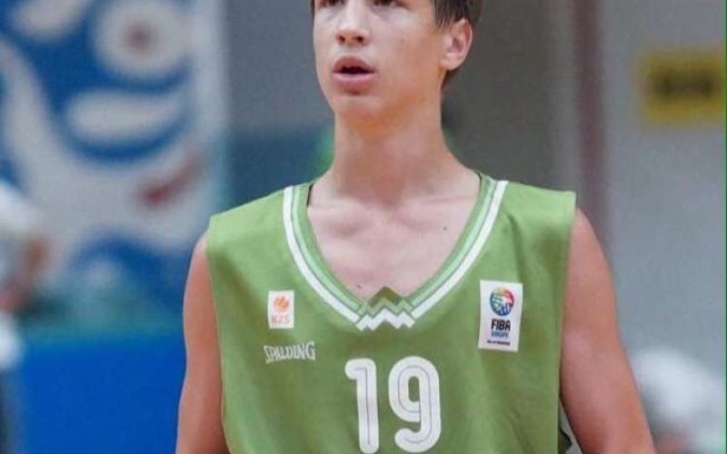 dan duscak.jpg