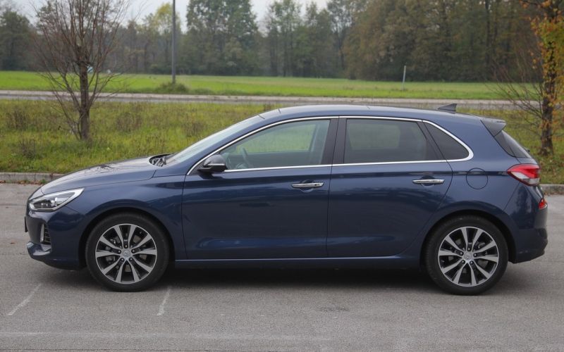 hyundai i30.jpg