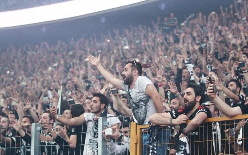besiktas navijaci.jpg