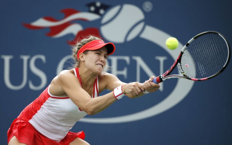 Eugenie Bouchard re.jpg