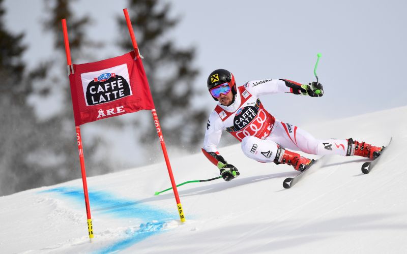 hirscher re.jpg