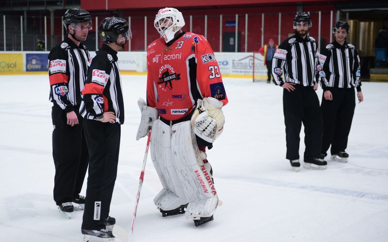 saunders jesenice renon 18 hokej mm.jpg