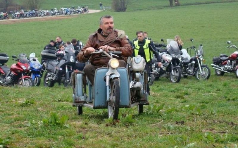 _zzzzmotoristi__3_.jpg