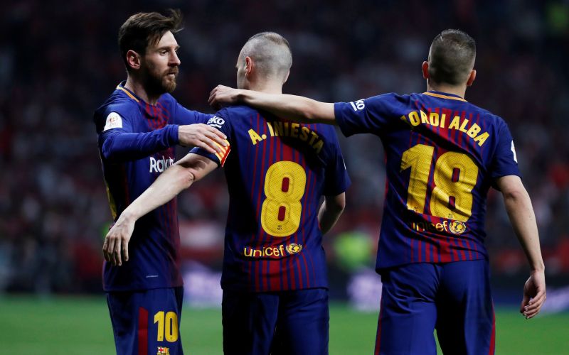iniesta messi barcelona.jpg