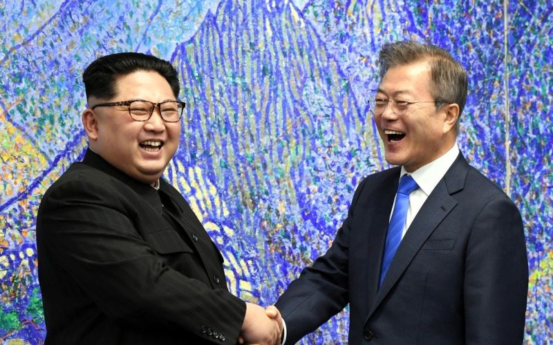 Kim Jong-un in Moon Jae-in
