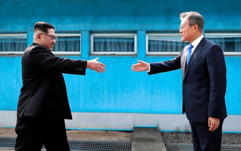 kim džong un moon jae in srečanje korej