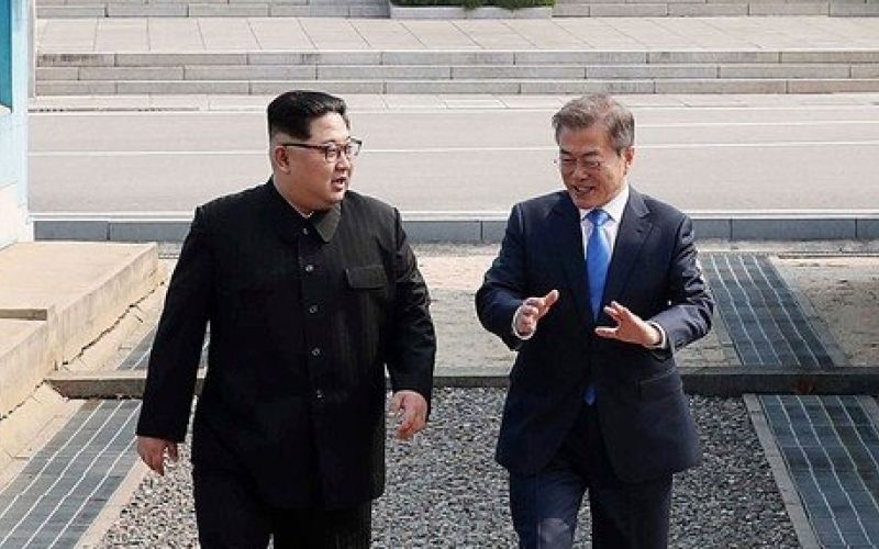 kim džong un moon jae in srečanje korej