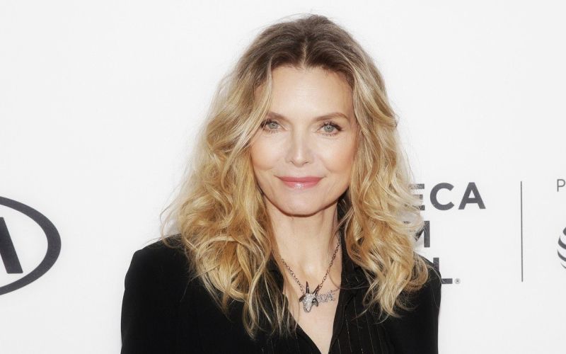 Michelle Pfeiffer 3.jpg