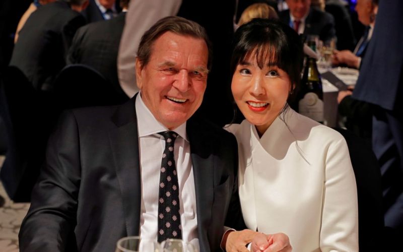 gerhard schroeder gerhard schroder Kim So-yeon