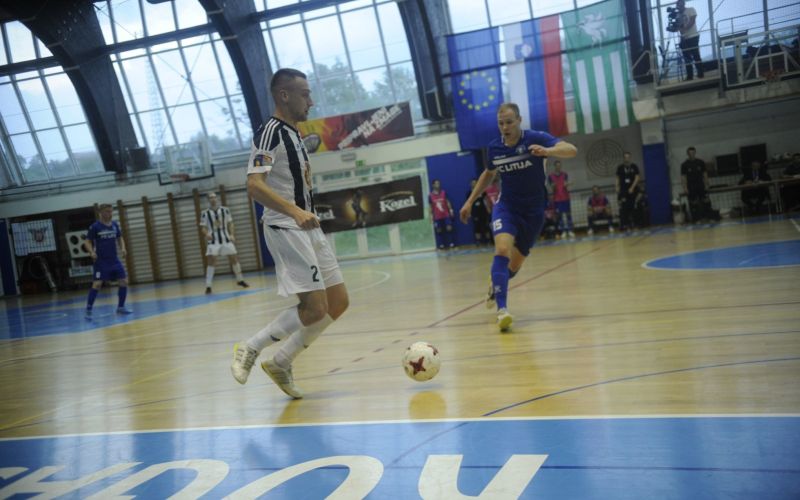 futsal.jpg