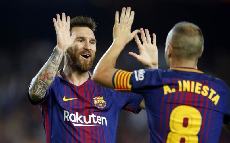 messi-iniesta.jpg