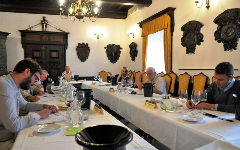 _fot2157_000.jpg