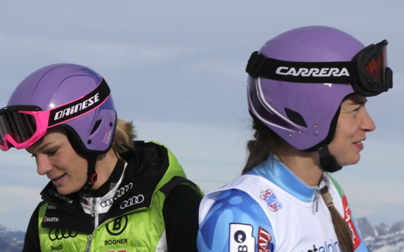 Maria Riesch in Tina Maze.jpg