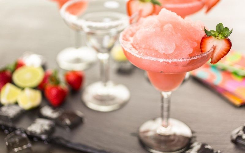 frozen rosé - pijača.jpg