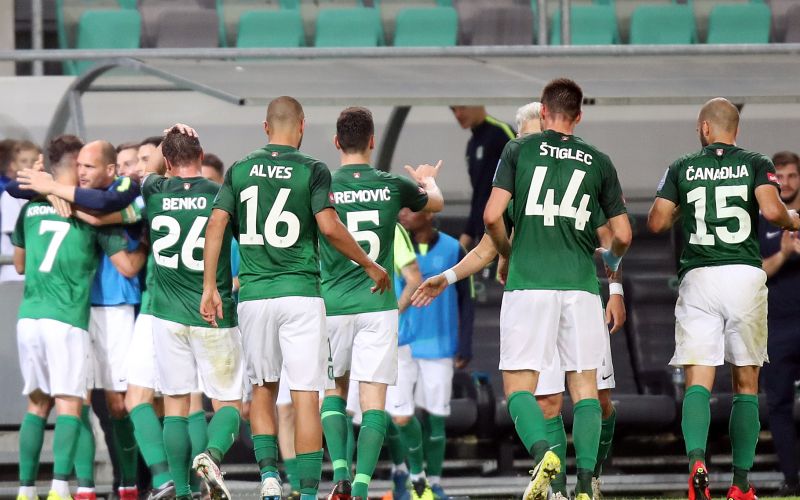olimpija 2017/18.JPG